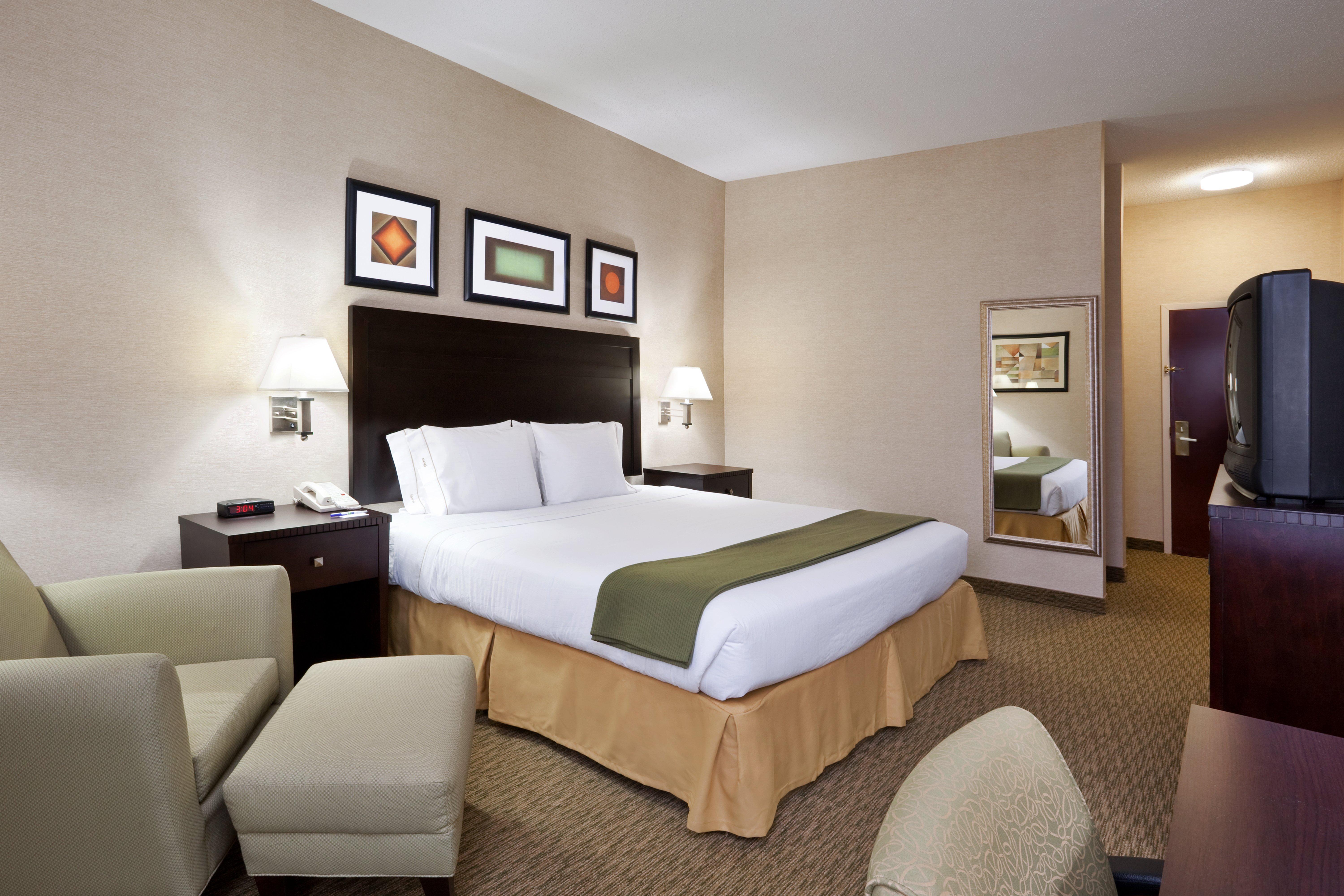 Holiday Inn Express Hotel & Suites Cleveland-Streetsboro By Ihg Exterior photo