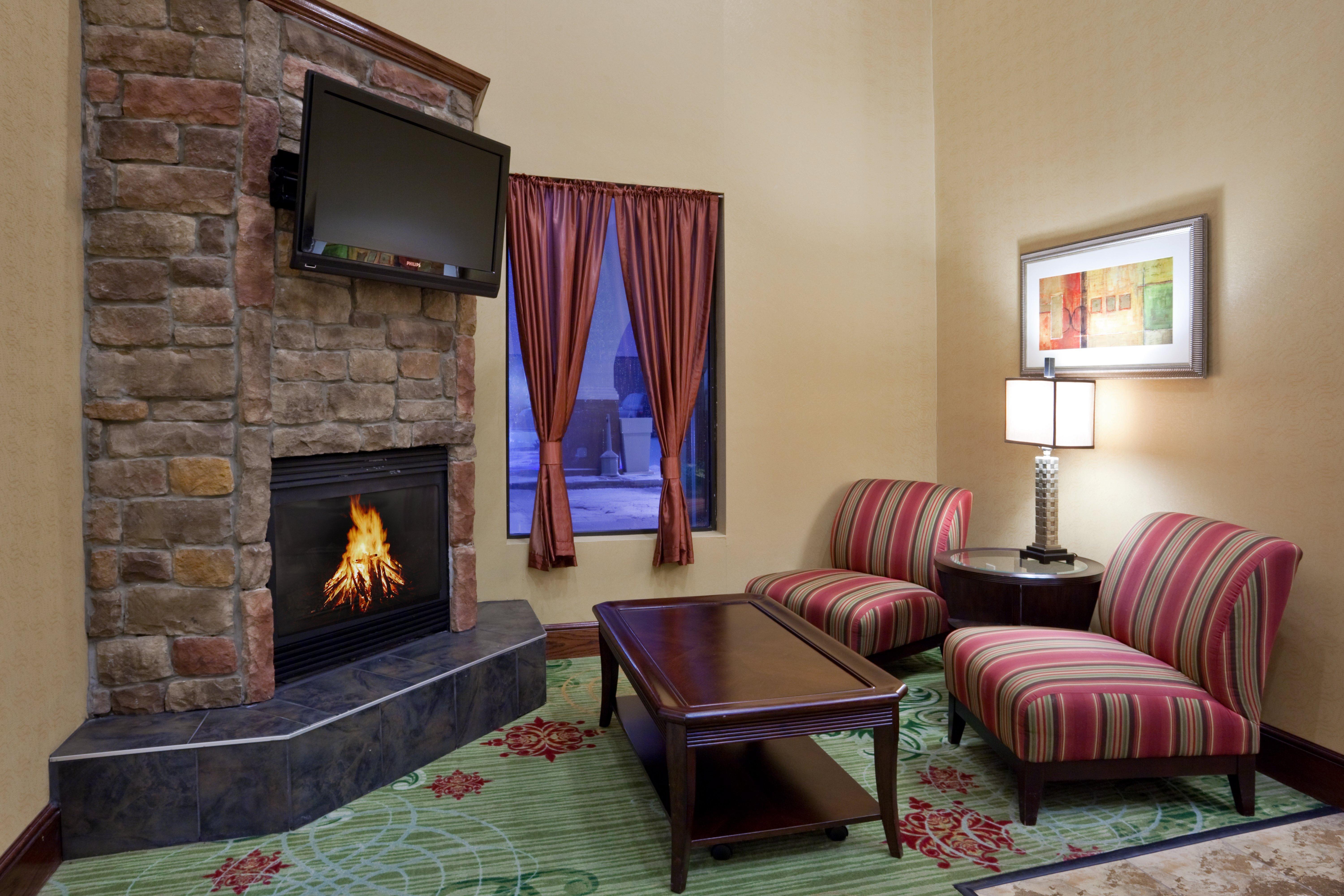Holiday Inn Express Hotel & Suites Cleveland-Streetsboro By Ihg Exterior photo